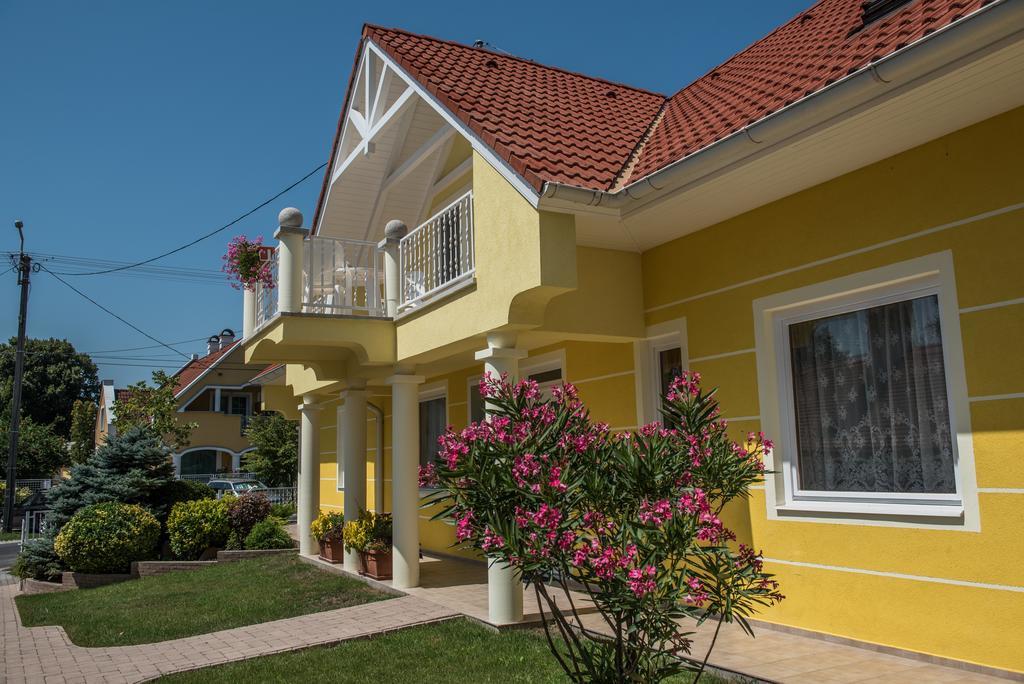Topaz Apartmanhazak Балатондьёрёк Экстерьер фото